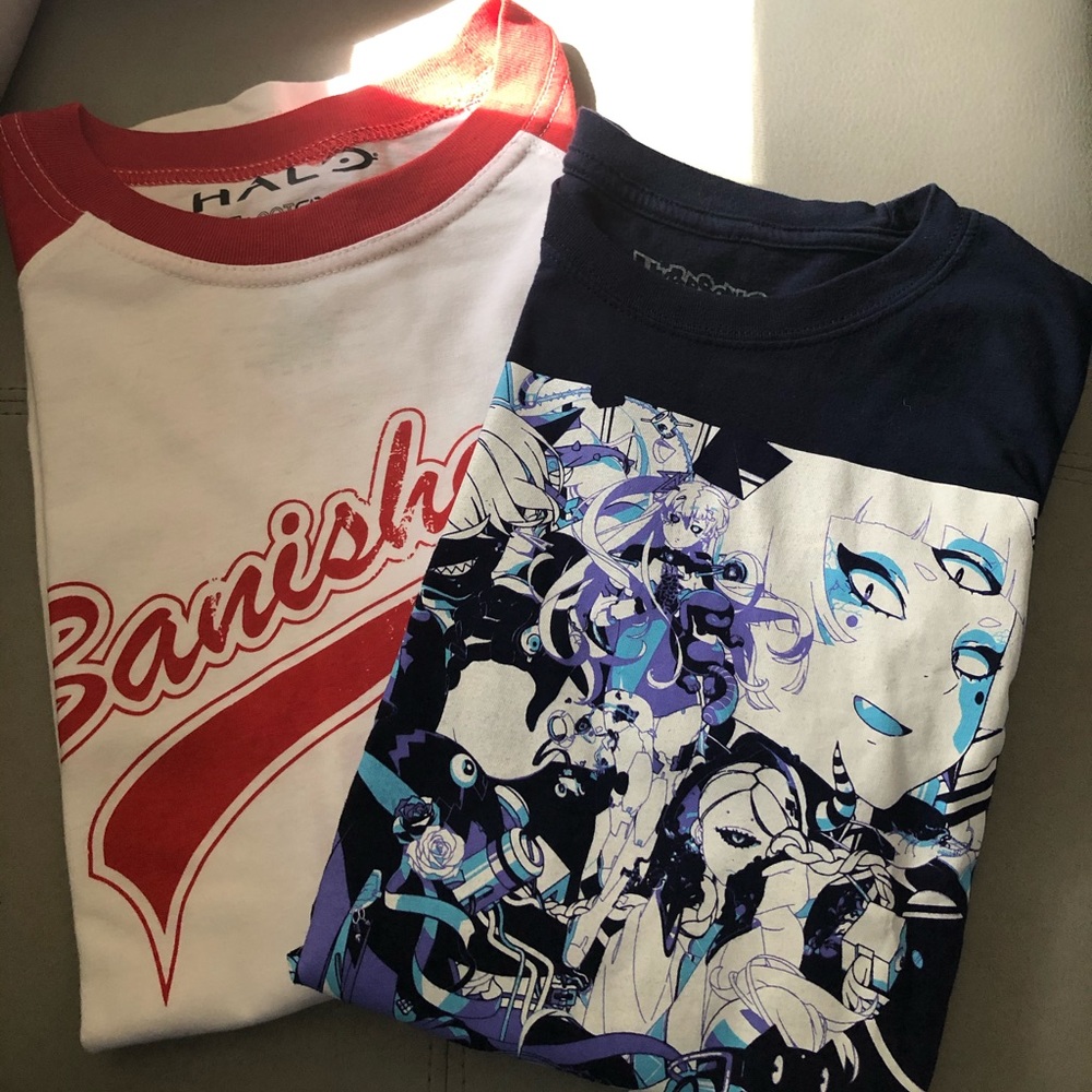 Men’s anime and gaming t-shirt’s s-m $5 add on